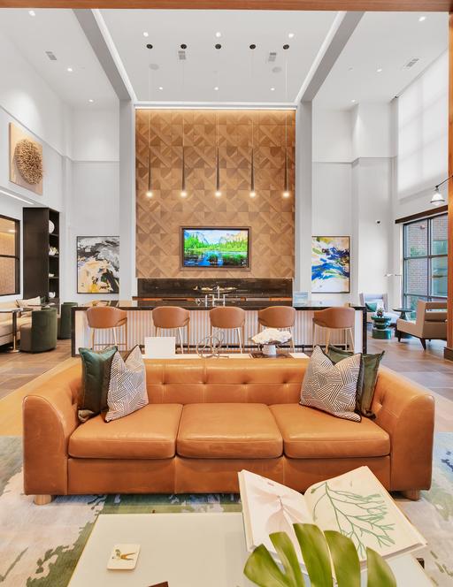 Taylor Heights in Houston, TX apartment community lounge